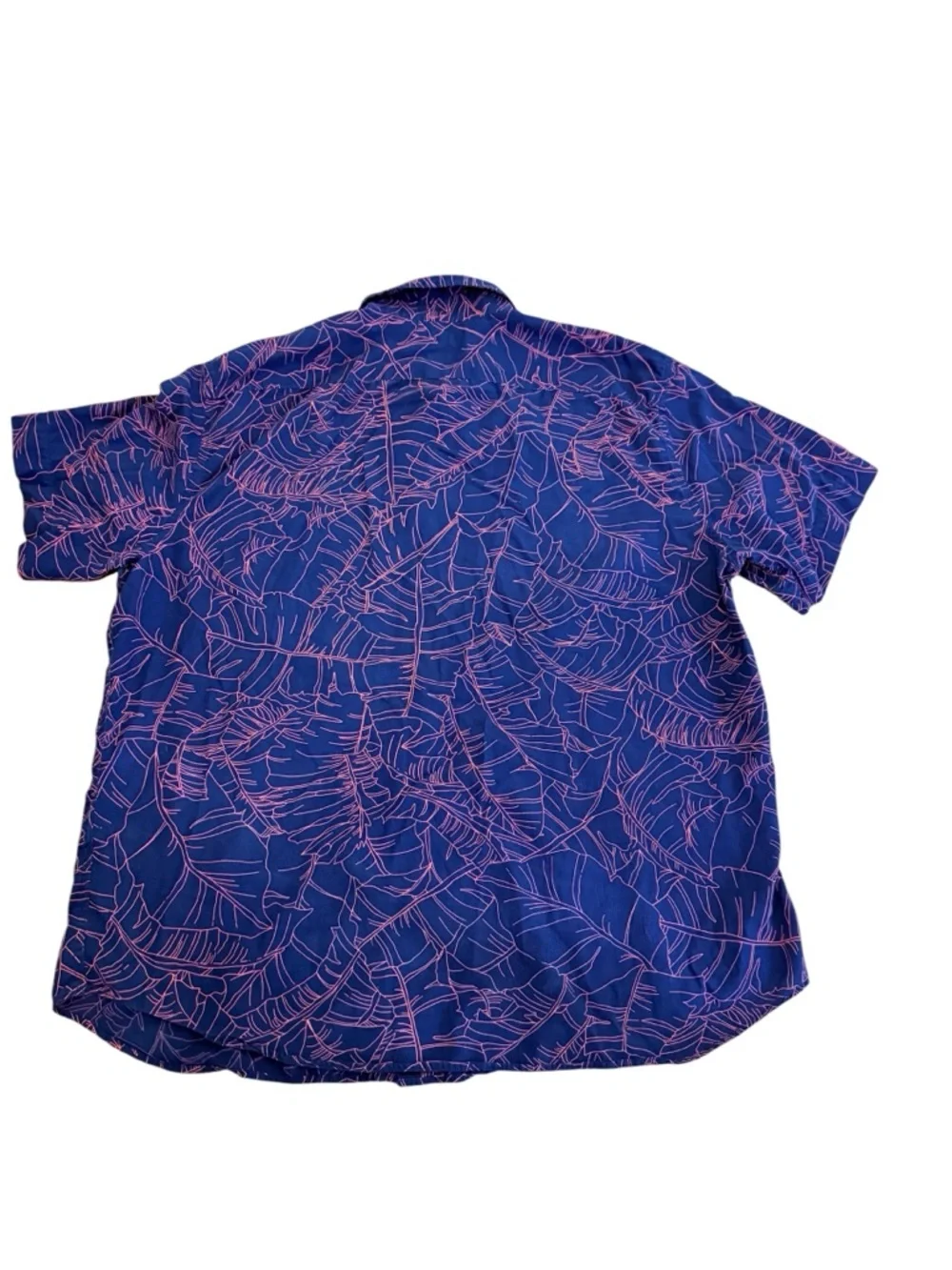 Banana Republic Short-Sleeve Button-Down Shirt in Navy with Red Leaf Print